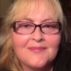 Meet your Posher, Barbi